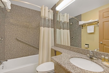 Standard Room, 2 Queen Beds