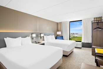 Room, 2 Queen Beds, Non Smoking, Bay View