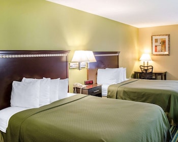Standard Room, 2 Queen Beds, Non Smoking