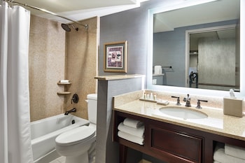 Deluxe Room, 1 King Bed