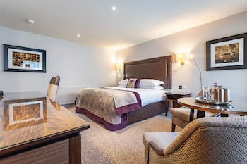 Feature Suite