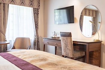 Feature Suite