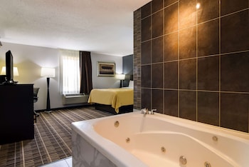 Suite, 1 King Bed, Non Smoking