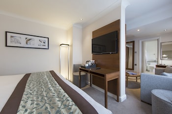 Junior Suite, 1 King Bed with Sofa bed