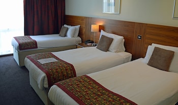 Family Room, 1 Queen Bed, Non Smoking