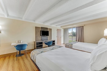 Standard Room, 2 Double Beds, Smoking