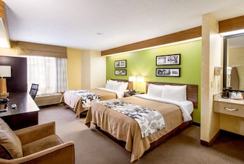 Standard Room, 2 Queen Beds, Non Smoking