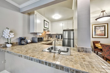Deluxe Suite, 1 Bedroom (ADA)