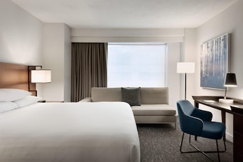 Room, 1 King Bed (High Floor)