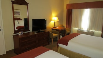 Room, 2 Queen Beds, Non Smoking