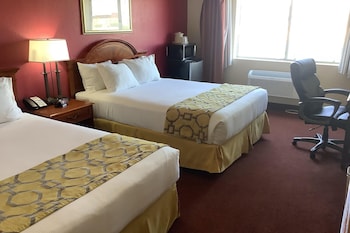 Room, 2 Queen Beds, Non Smoking (Dog-friendly)