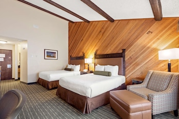 Standard Room, 2 Queen Beds, Non Smoking, Refrigerator & Microwave