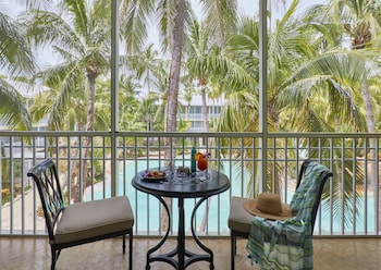 Room, 2 Queen Beds, Lagoon View