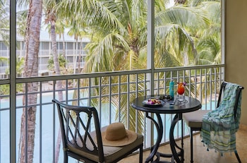 Room, 2 Queen Beds, Lagoon View