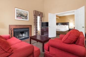 Suite, Multiple Beds, Non Smoking (One-Bedroom)