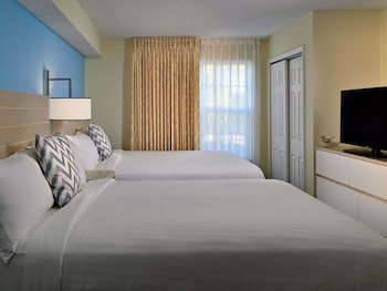 One Bedroom Suite, 2 Queens