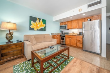 Studio, Ocean View (Unit 719)
