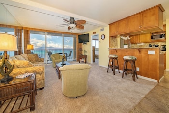 Condo, 1 Bedroom, Oceanfront (Unit #912, 1 Bath)