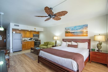 Studio, Ocean View (Unit 504)
