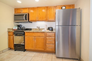 Studio, Ocean View (Unit 517)