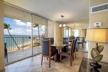 Condo, 2 Bedrooms, Oceanfront (Unit 310, 2.5 Bath)
