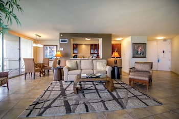 Condo, 2 Bedrooms, 2 Bathrooms, Oceanfront (Unit 1110)
