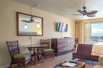 Studio, Ocean View (Unit 605)
