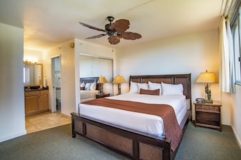 Condo, 2 Bedrooms, 2 Bathrooms, Partial Ocean View (Unit 401)