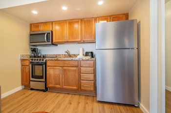 Studio, Ocean View (Unit 1117)