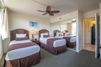 Condo, 2 Bedrooms, 2 Bathrooms, Partial Ocean View (Unit 401)
