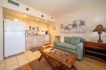 Studio, Ocean View (Unit 1218)
