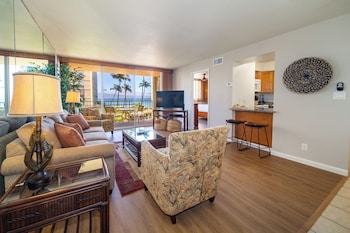 Condo, 1 Bedroom, Ocean View (Unit 215  ,1Bath)