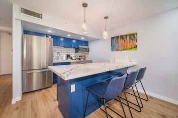 Studio, Ocean View (Unit 202)