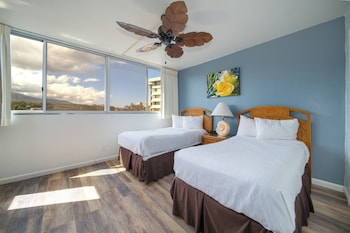 Condo, 2 Bedrooms, Partial Ocean View