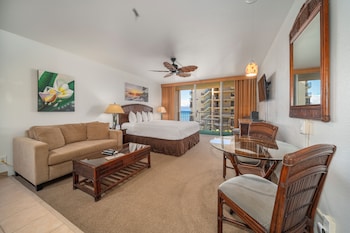 Studio, Ocean View (Unit 502)