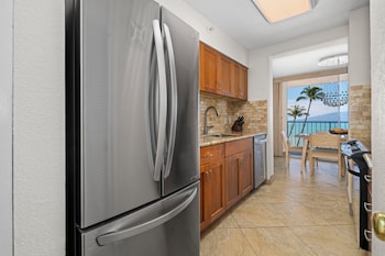 Condo, 2 Bedroom, Oceanfront (Unit 411, 2.5 Bath)