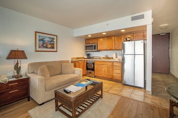 Studio, Ocean View (Unit 1105)