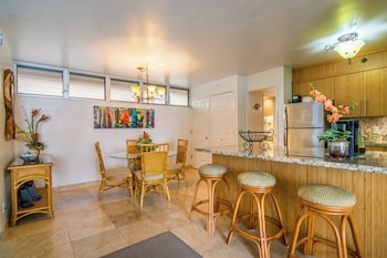 Condo, 1 Bedroom, Oceanfront (Unit 408 ,1Bath)