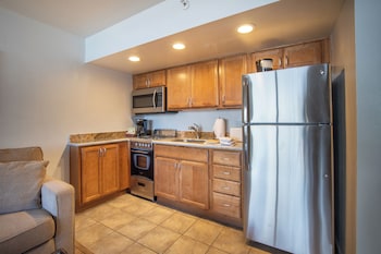 Studio, Ocean View (Unit 1105)