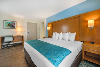 Standard Room, 1 King Bed with Sofa bed, Balcony, Side Ocean View