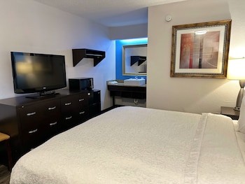Standard Room, 1 King Bed, Non Smoking