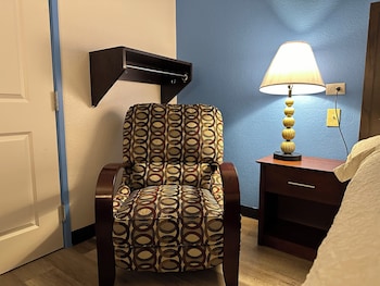 Superior Room, 1 King Bed, Accessible, Non Smoking