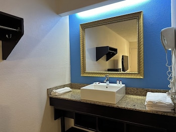 Superior Room, 1 King Bed, Non Smoking
