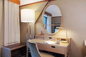 Signature Room, 1 King Bed, Non Smoking