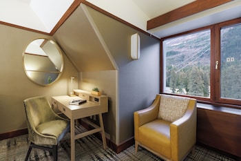 Black Diamond Floor, Executive Suite, 1 King Bed, Non Smoking, Business Lounge Access