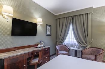 Deluxe Double Room Single Use