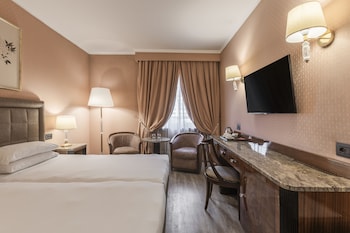 Deluxe Room, 2 Twin Beds