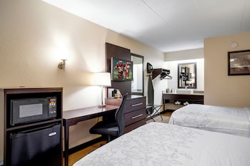 Premium Room, 2 Queen Beds (Smoke Free)