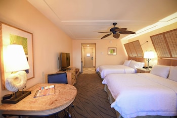 Room, 2 Double Beds, Garden View