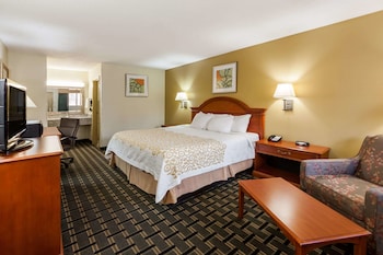 Room, 1 Queen Bed, Accessible, Non Smoking (Mobility)